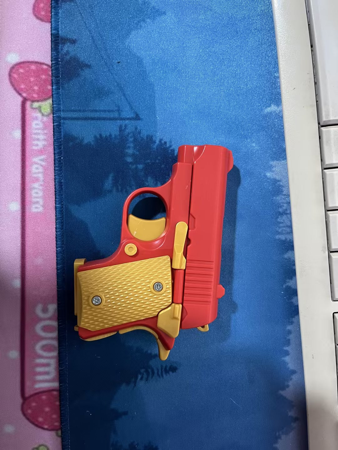TINYBLAST Toy Gun - Relieve Stress and Boost Focus